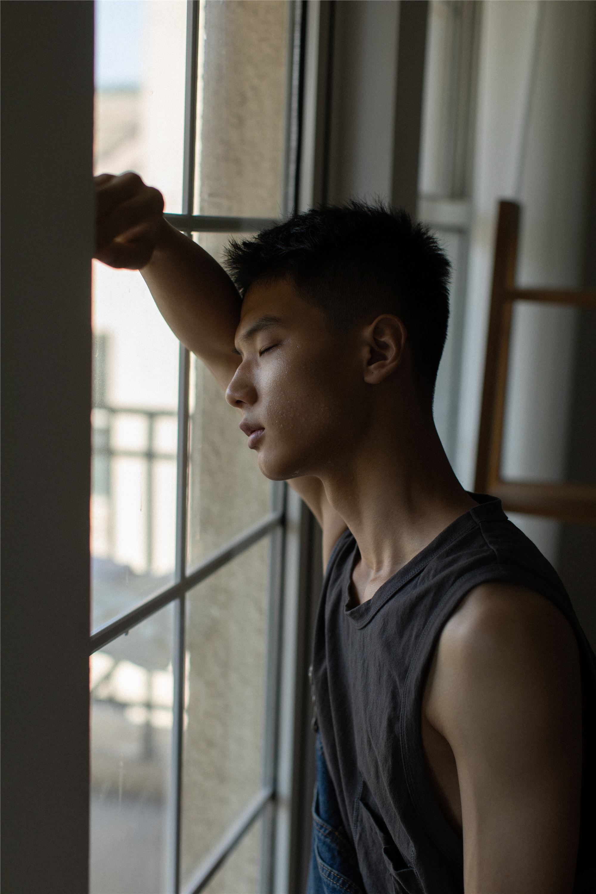 YITUYU艺图语 2021.08.21 背带裤男孩 周安